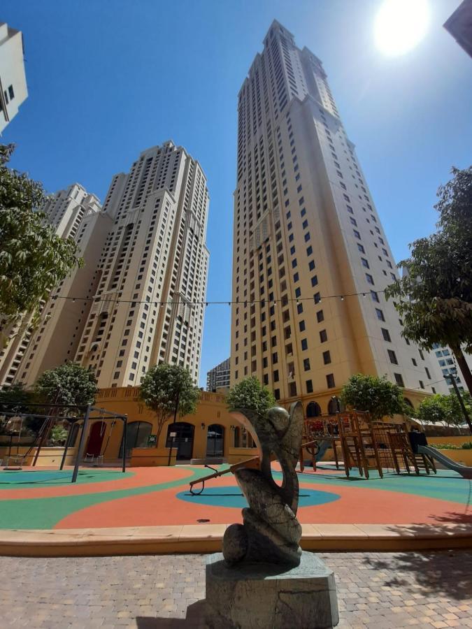 La Buena Vida Holiday Homes - Beach Front Very Spacious, Luxe And Modern 3 Bedroom With Full Kitchen In Jbr , 3 Min To The Jbr Beach Dubai Marina And Tram Station Eksteriør bilde