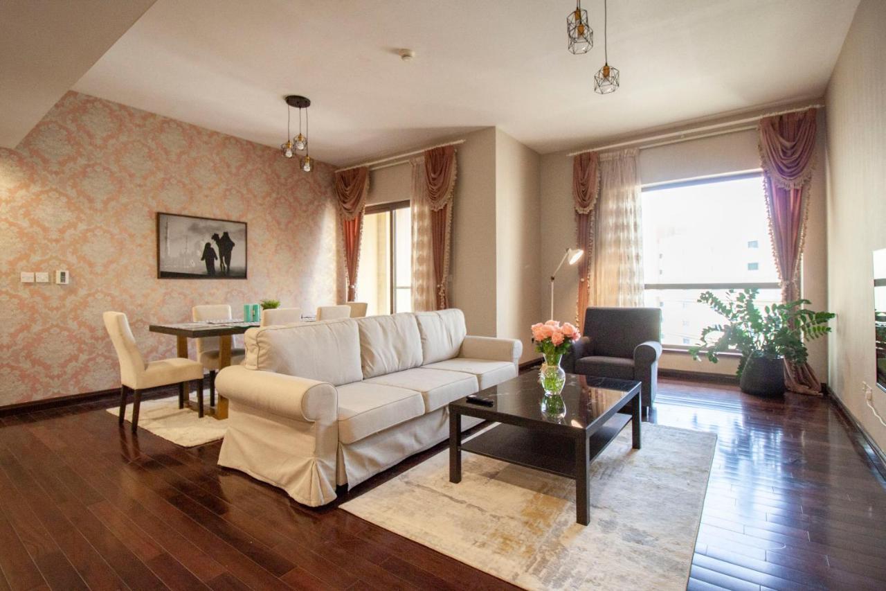 La Buena Vida Holiday Homes - Beach Front Very Spacious, Luxe And Modern 3 Bedroom With Full Kitchen In Jbr , 3 Min To The Jbr Beach Dubai Marina And Tram Station Eksteriør bilde
